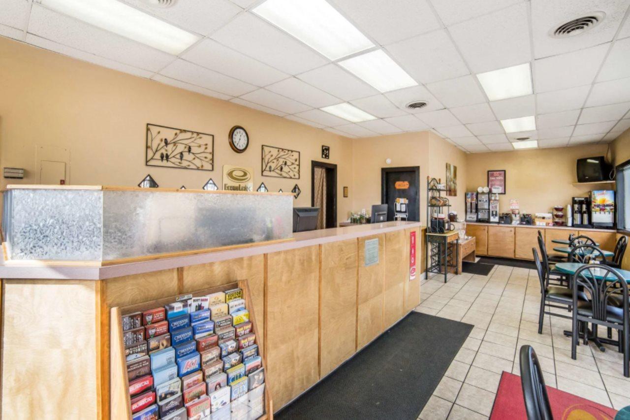 Econo Lodge Rock Springs Exterior photo