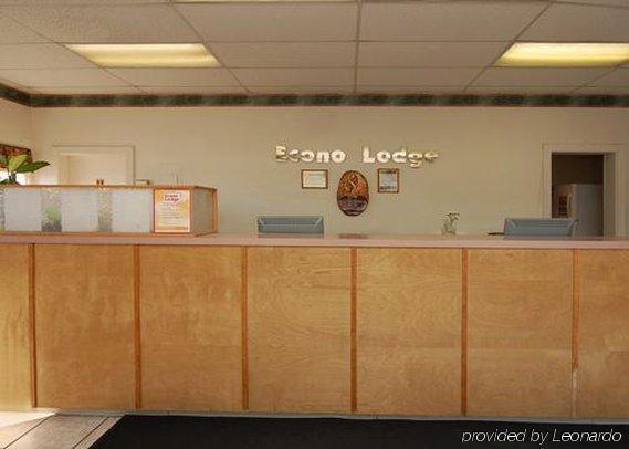 Econo Lodge Rock Springs Interior photo