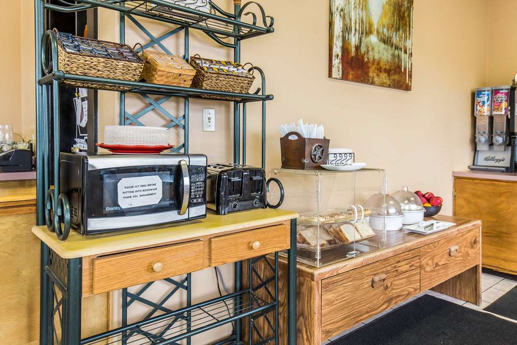 Econo Lodge Rock Springs Restaurant photo